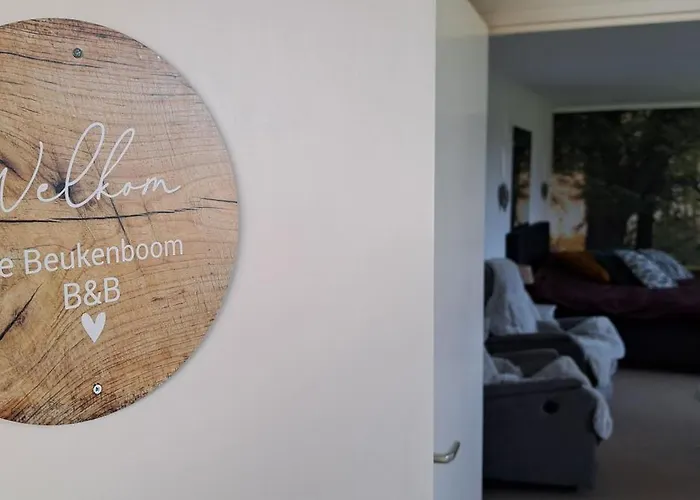 Couette-café De Beukenboom 3*